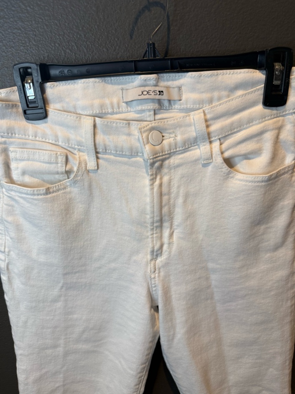 Joe's Jeans White Cropped Frayed Hem Ankle Jeans - Picture 2 of 5